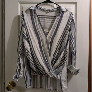 En Creme Blue/Grey Striped Top